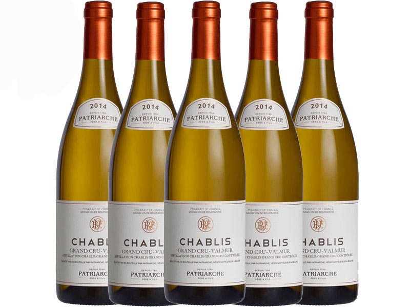 Thưởng thức Rượu vang Patriarche Chablis ra sao Màu sắc:  Rượu có màu vàng vàng đẹp mắt với màu xanh óng ánh nổi bật.  Nếm thử:  Hương vị của rượu được thể hiện rõ ràng, phong phú, hài hòa. Có sự cân bằng tốt giữa độ chua và dư vị trái cây.  Hương thơm:  Rượu có hương thơm nhẹ nhàng tươi mát mang sắc thái khoáng đạt và sắc thái hương hoa.  Sự kết hợp ẩm thực:  Tuyệt vời với các món ăn có nấm, thú trắng, pho mát hoặc mâm biển. Có thể uống khai vị.