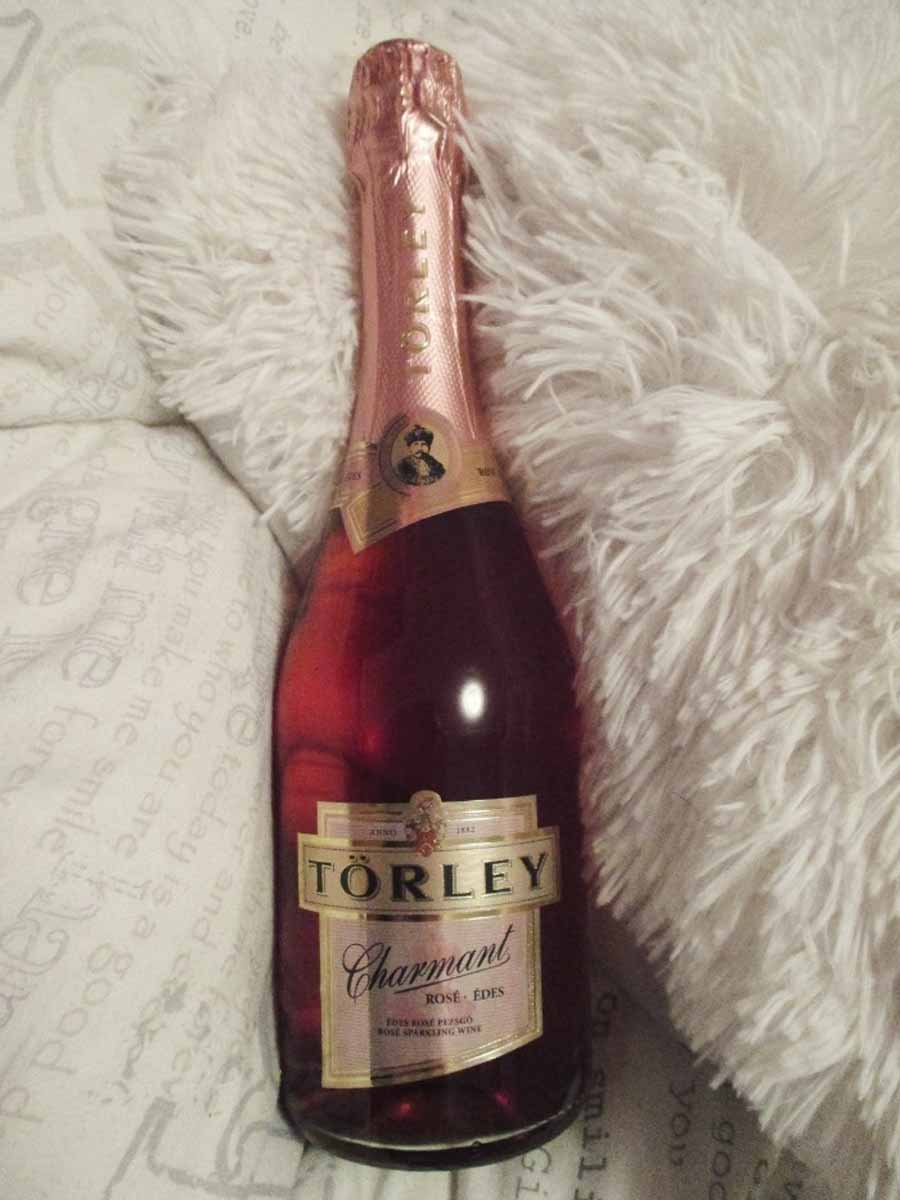 Rượu Vang Nổ Torley Charmant Rose
