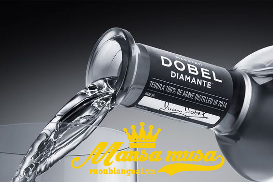 Rượu Maestro Dobel Diamante Reposado