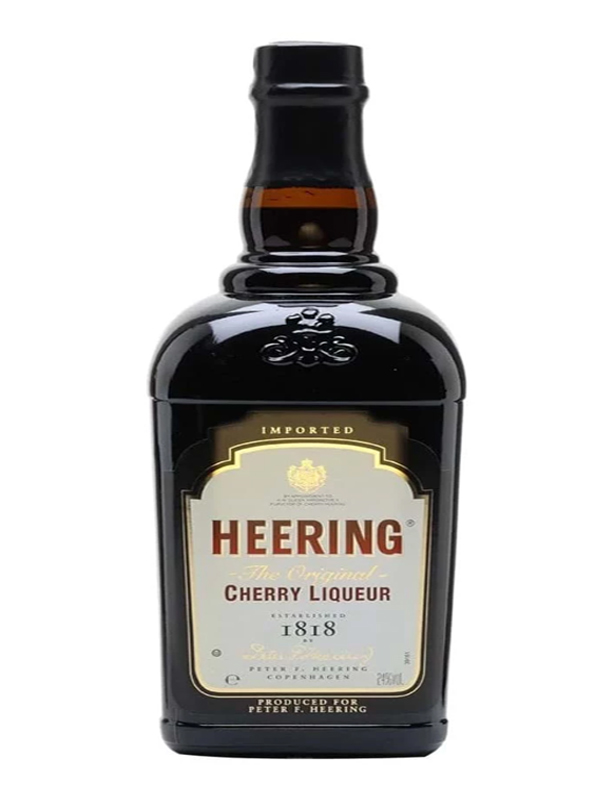 rượu heering cherry liqueur