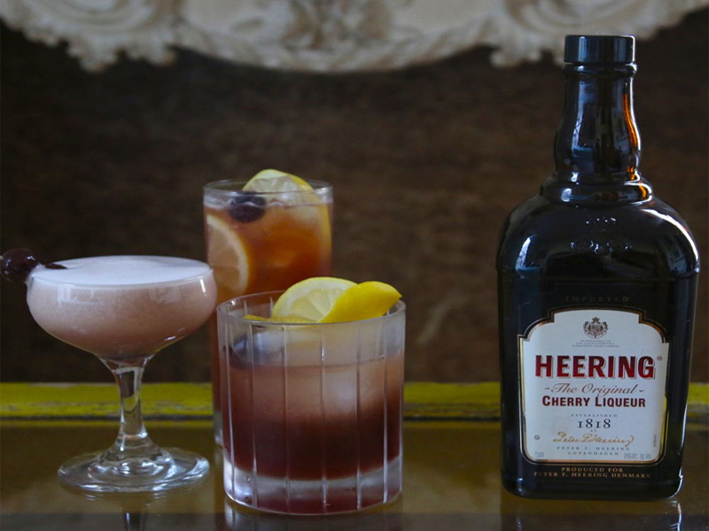 rượu heering cherry liqueur