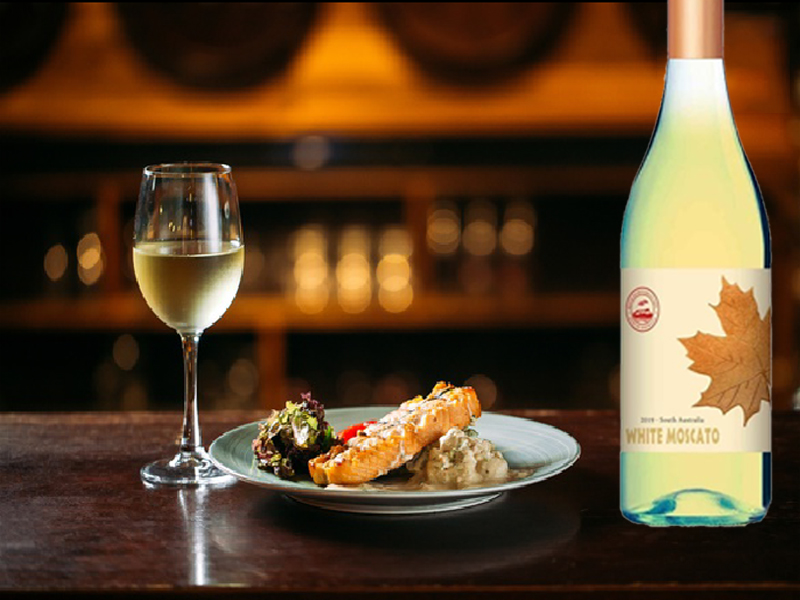 rượu vang white moscato