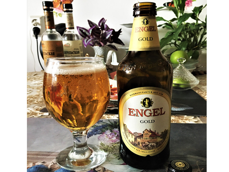 bia engel gold 5.4% đức – chai 500ml