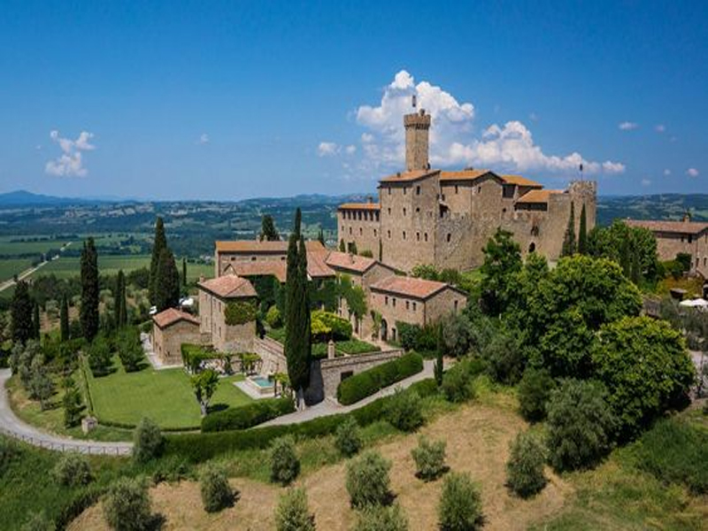 rượu vang brunello di montalcino castello banfi