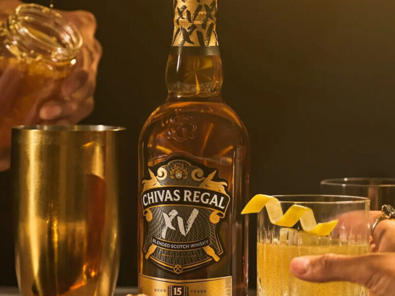 rượu whisky chivas 15 năm (hộp quà tết 2025)