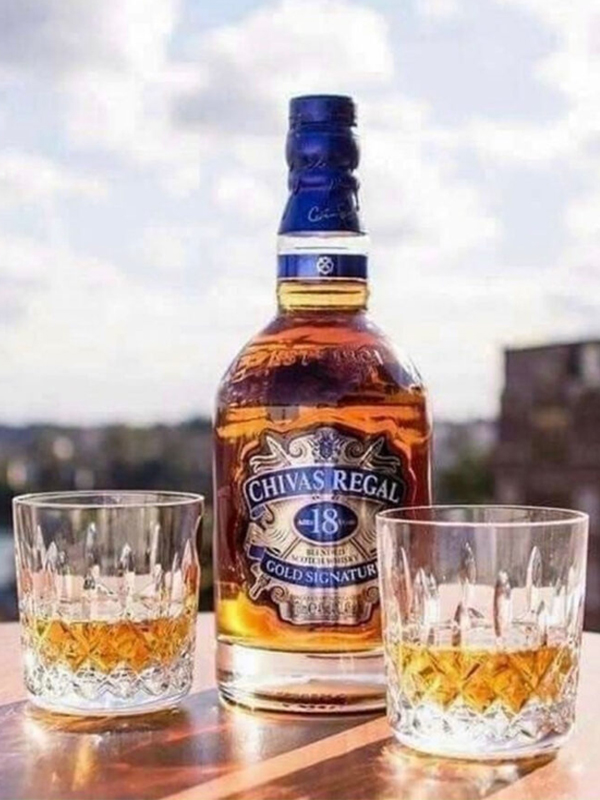 rượu whisky chivas 18 năm (hộp quà tết 2025)