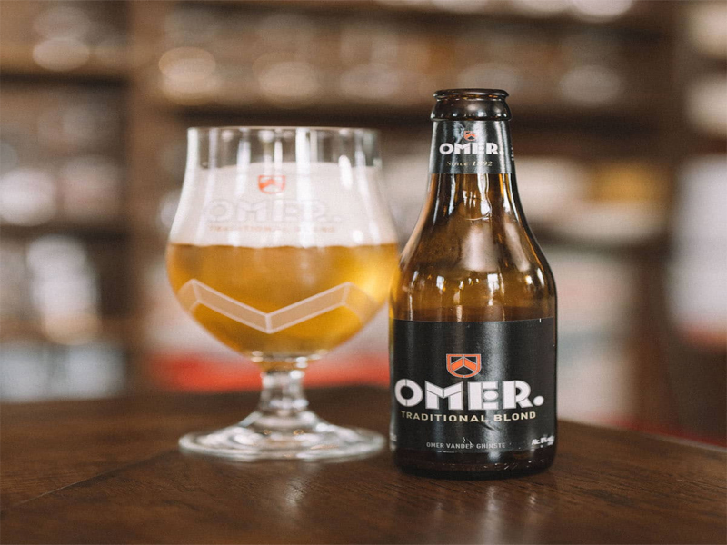 bia bỉ omer traditional blond 8% chai 330ml 