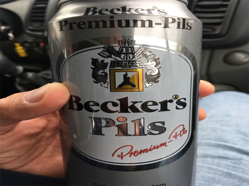 bia đức becker pils 4.9% lon 500ml