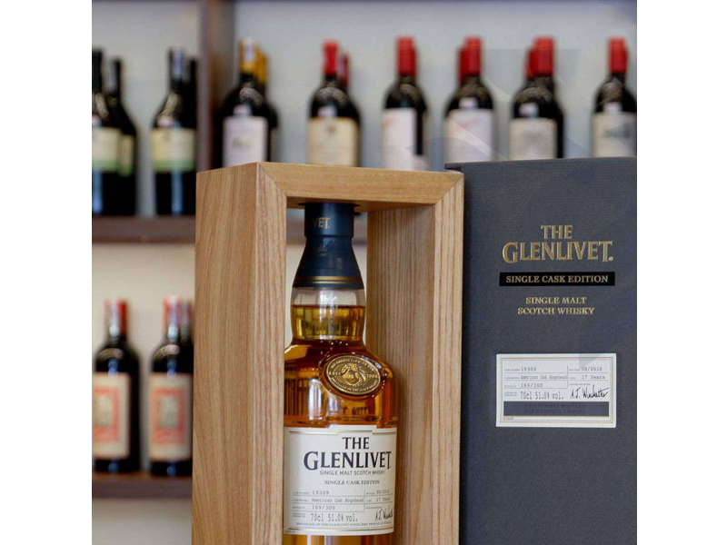 rượu whisky glenlivet 17 single cask istanbul airport exclusive