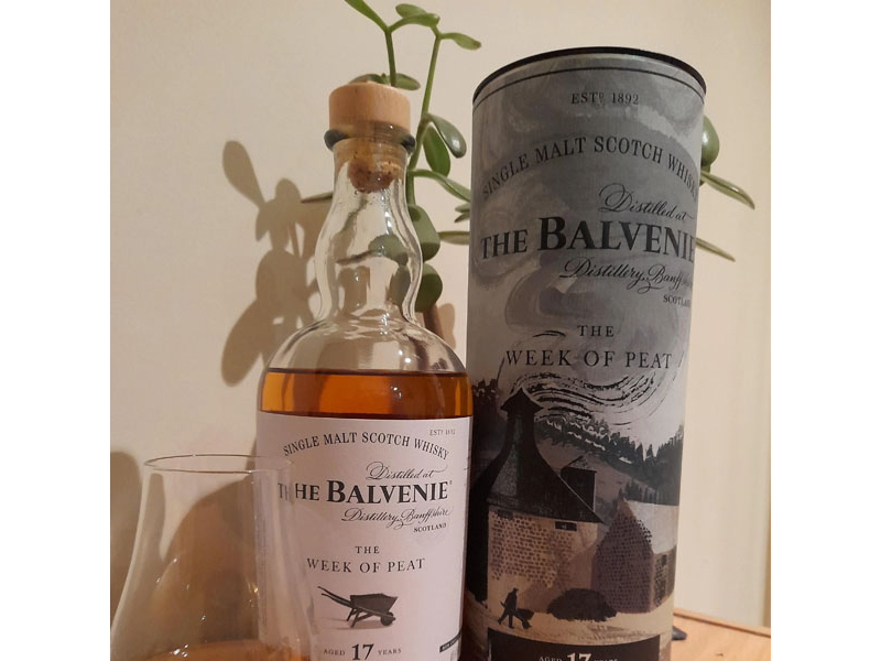 rượu whisky the balvenie week of peat 17 năm