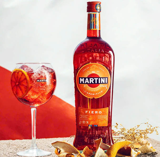 rượu martini là gì? khám phá cocktail kinh điển và cách pha rượu martini là gì? khám phá cocktail kinh điển và cách pha