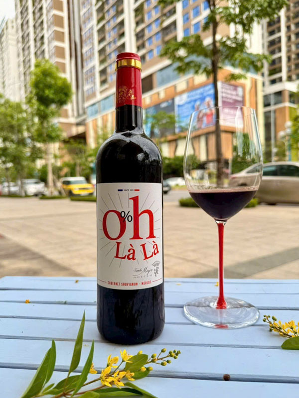 rượu vang không cồn oh là là