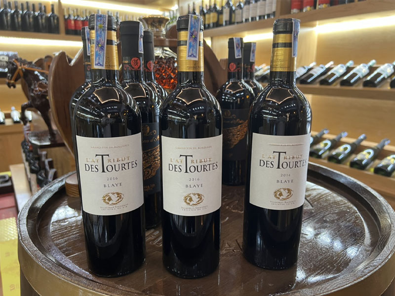 rượu vang château des tourtes l'attribut des tourtes