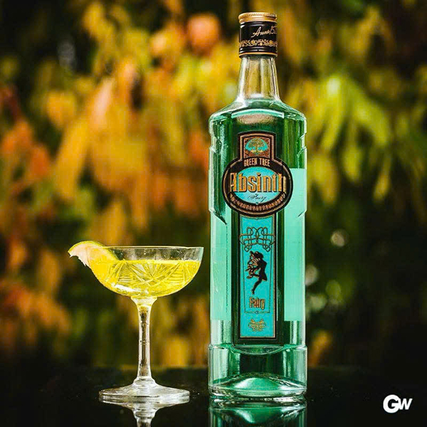 absinthe là gì? lịch sử 'nàng tiên xanh' đầy mê hoặc