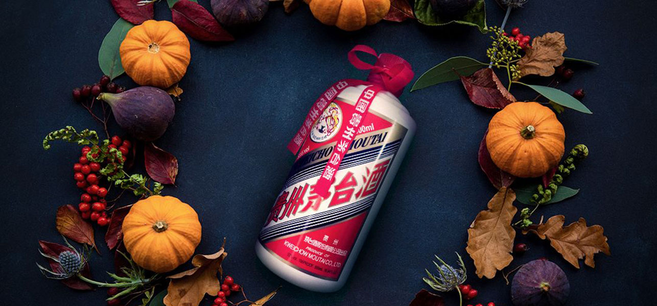 hộp quà rượu mao đài biếu đối tác đẳng cấp tại tây hồ