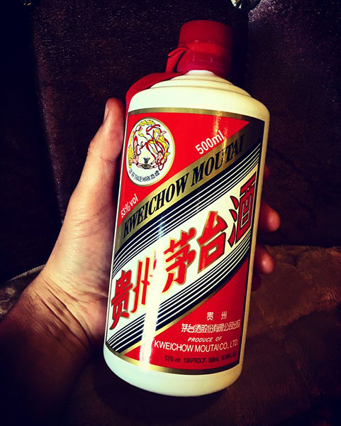 shop rượu mao đài nhập khẩu mẫu mới nhất phố giảng võ