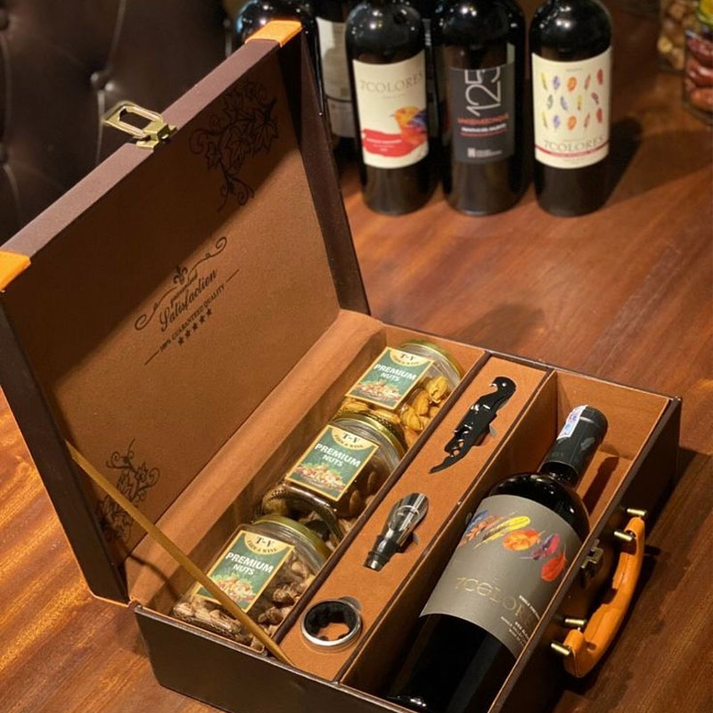top 10 hộp quà rượu vang kèm hộp da đôi sang trọng biếu vip top 10 hộp quà rượu vang kèm hộp da đôi sang trọng biếu vip