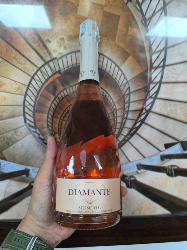 diamante moscato rosé spumante dolce